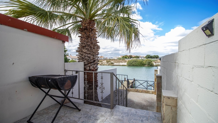 8 Bedroom Property for Sale in Port Owen Western Cape